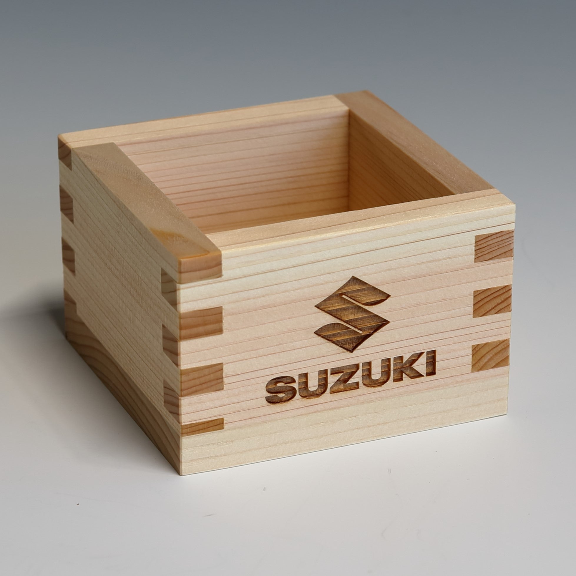 S-MALL 4周年記念「天竜桧 SUZUKI一合升」【特別商品】 – オート